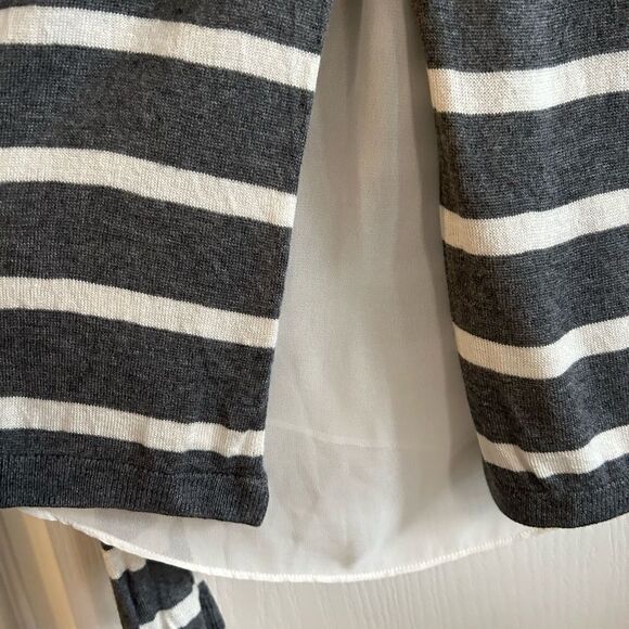 EXPRESS sweater‎ /split back women’s Medium striped - Picture 9 of 16